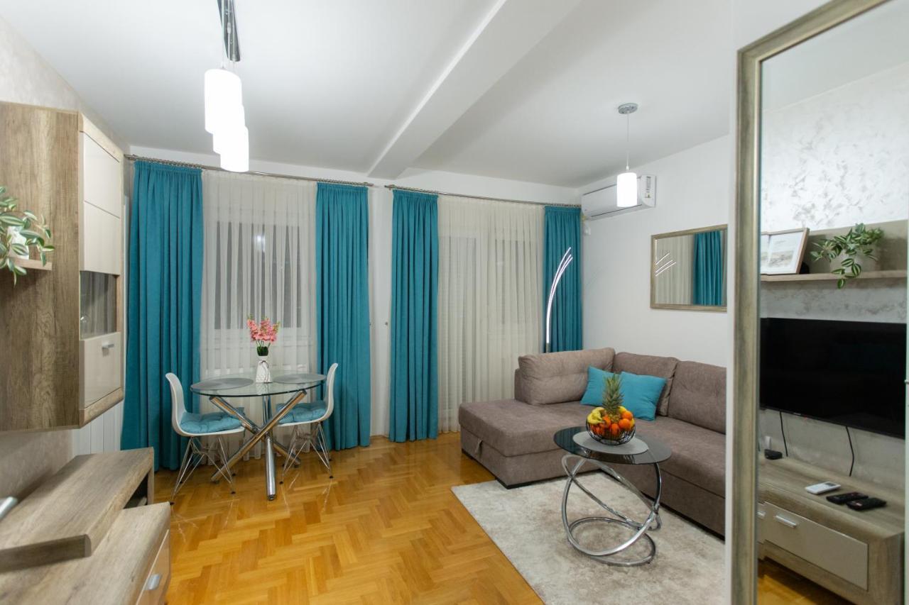 Apartman Sunset スレムスカ・ミトロヴィツァ エクステリア 写真