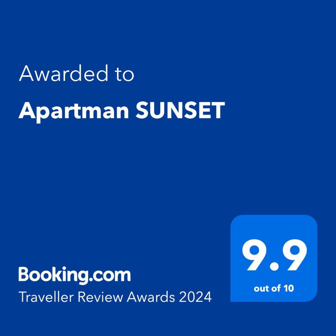 Apartman Sunset スレムスカ・ミトロヴィツァ エクステリア 写真